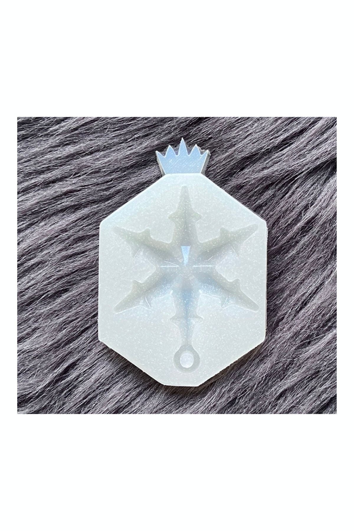 Epoxy Resin Christmas Crystal Snowflake Hole Necklace Keychain Silicone Mold